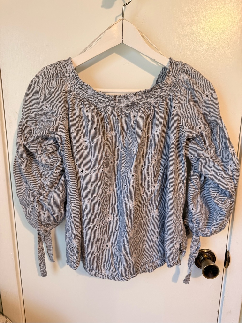Rock & Roll Cowgirl Blue Striped Eyelet Peasant Blouse